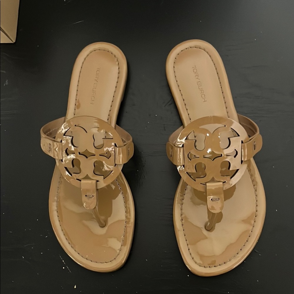 Tory Burch Tan Miller Sandals Iconic Medallion